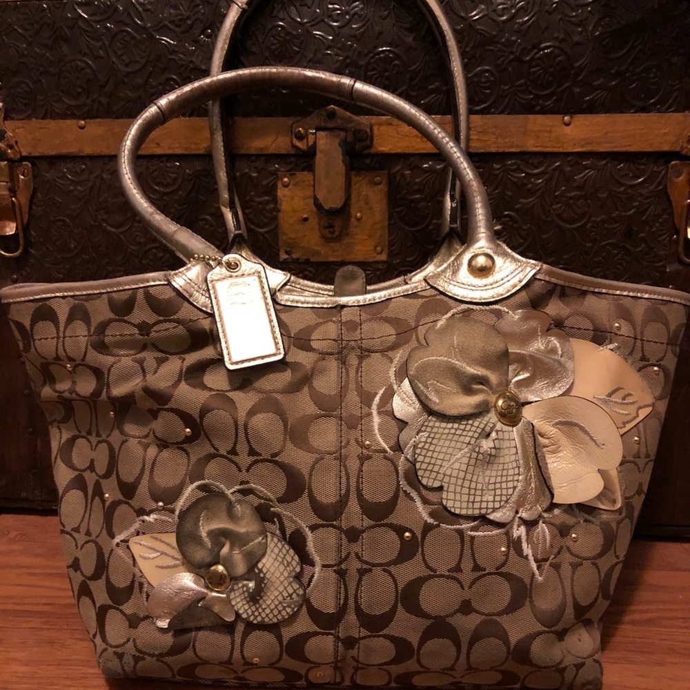 Spring flower coach purse